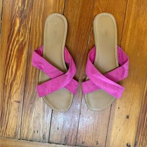 Old Navy Fuchsia Cross-Strap Sandals